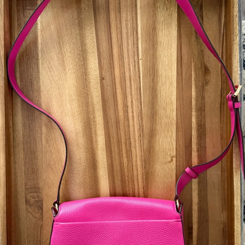 Michael Kors Fuchsia Crossbody Bag - Picture 2 of 5